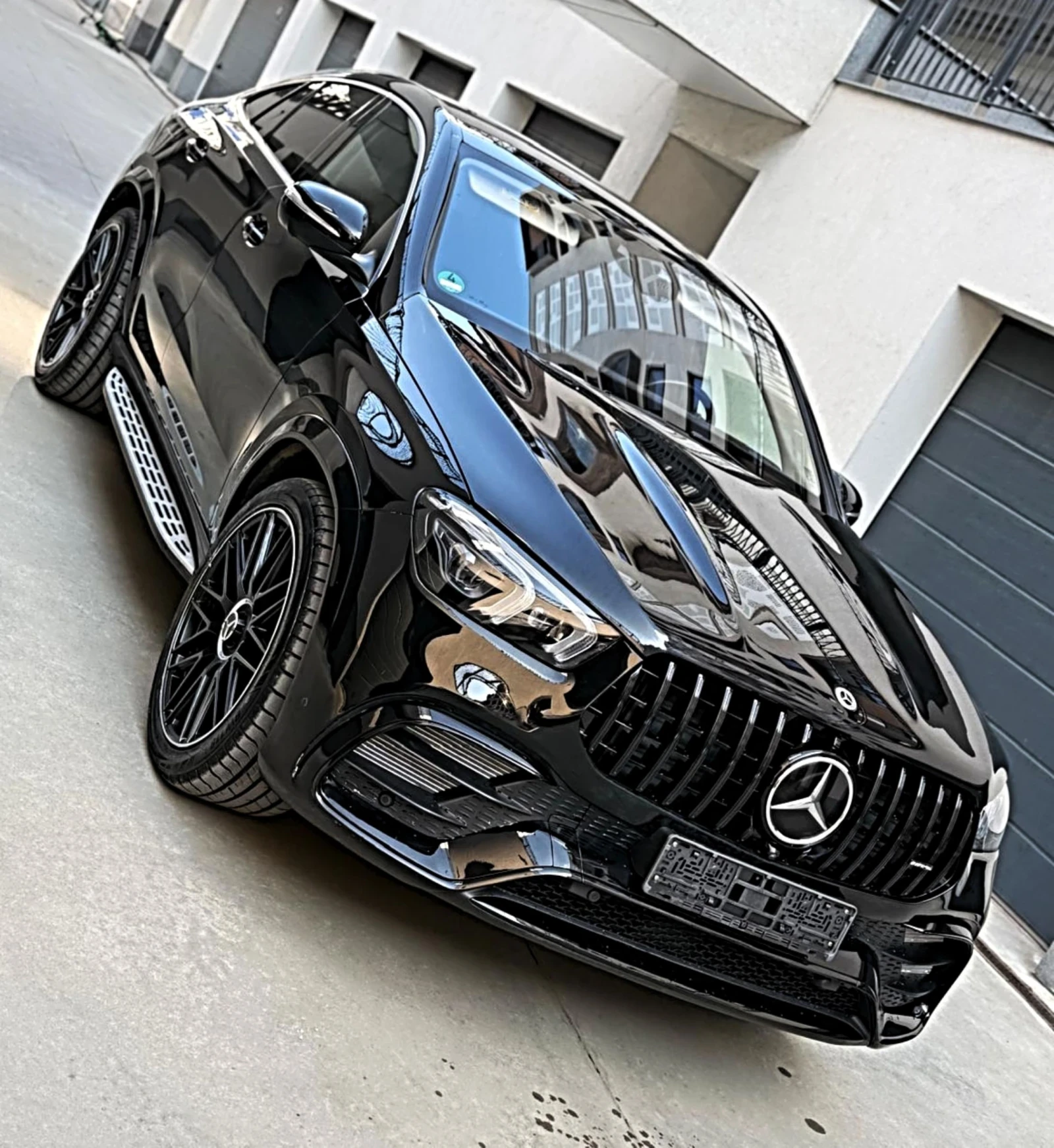 Mercedes-Benz GLE 350 MERCEDES GLE350d 63AMG OPTIC* Coupe* 3xTV* 360* Di, снимка 8 - Автомобили и джипове - 53733804