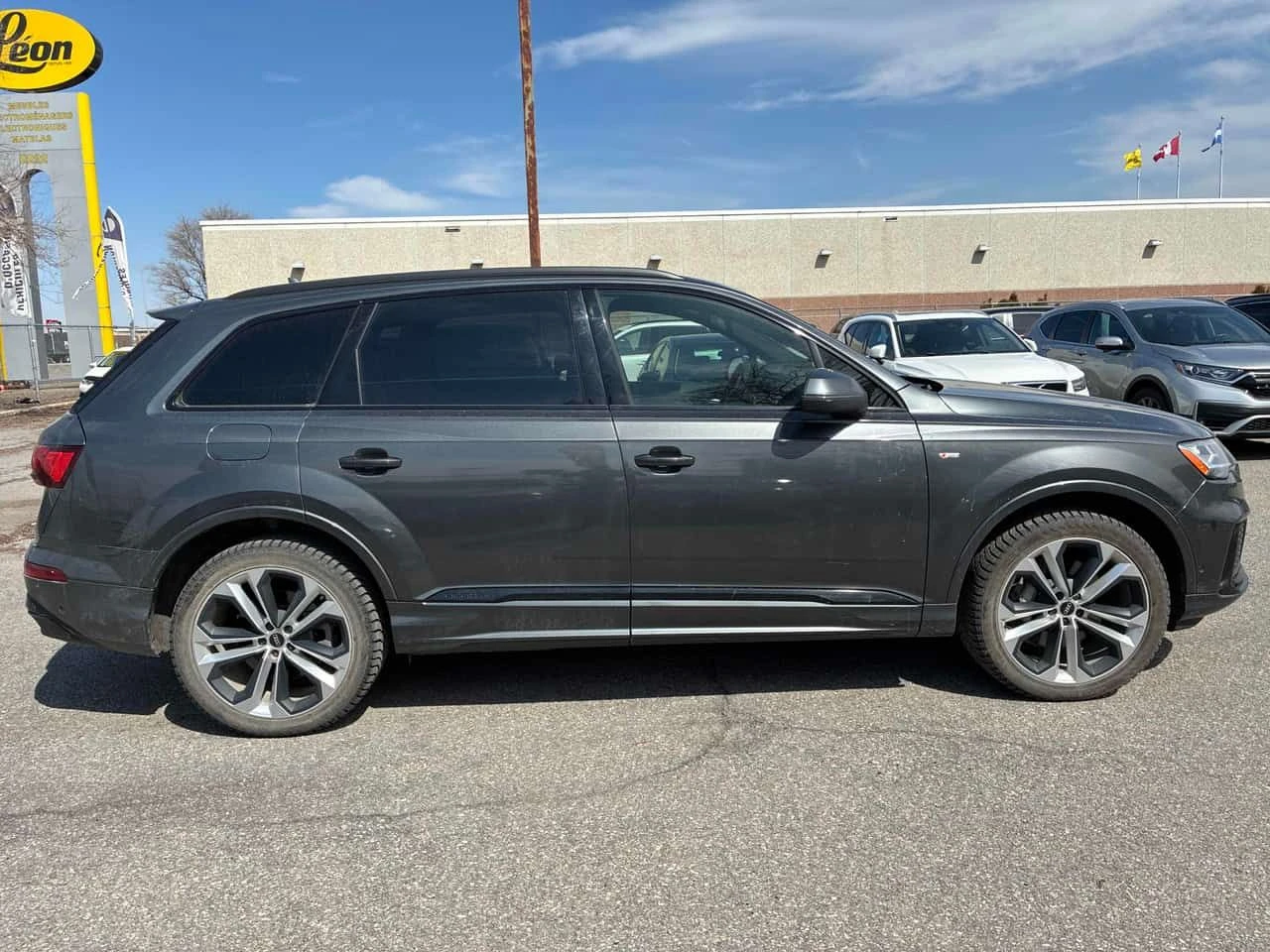 Audi Q7 * Progressiv * ОБДУХВАНЕ * 360 * PANO * CARFAX, снимка 3 - Автомобили и джипове - 54151694