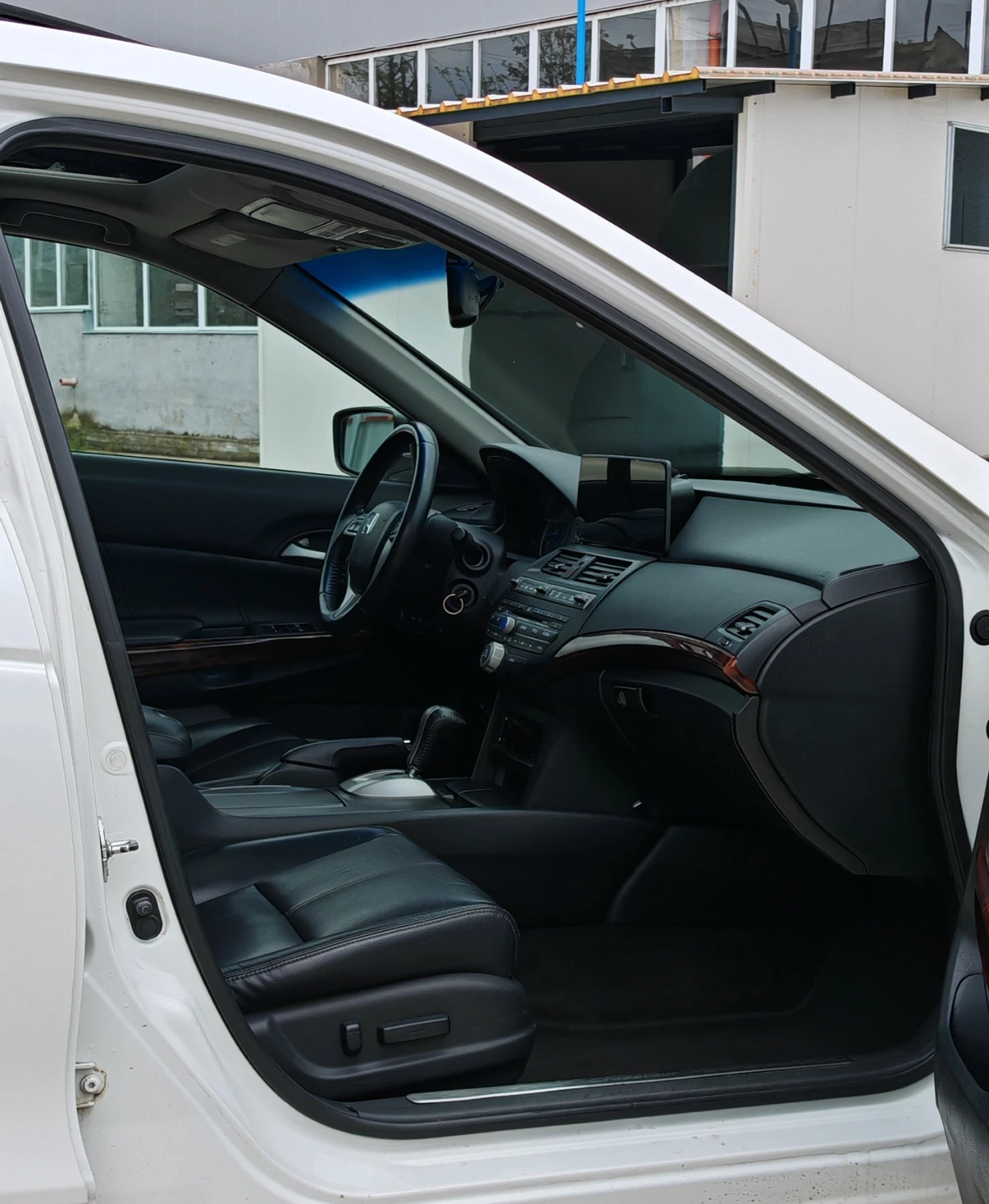 Honda Crosstour 3.5i-VTEC 4x4* Android* Navi* ACC* USB* ISOFIX* , снимка 8 - Автомобили и джипове - 54299109