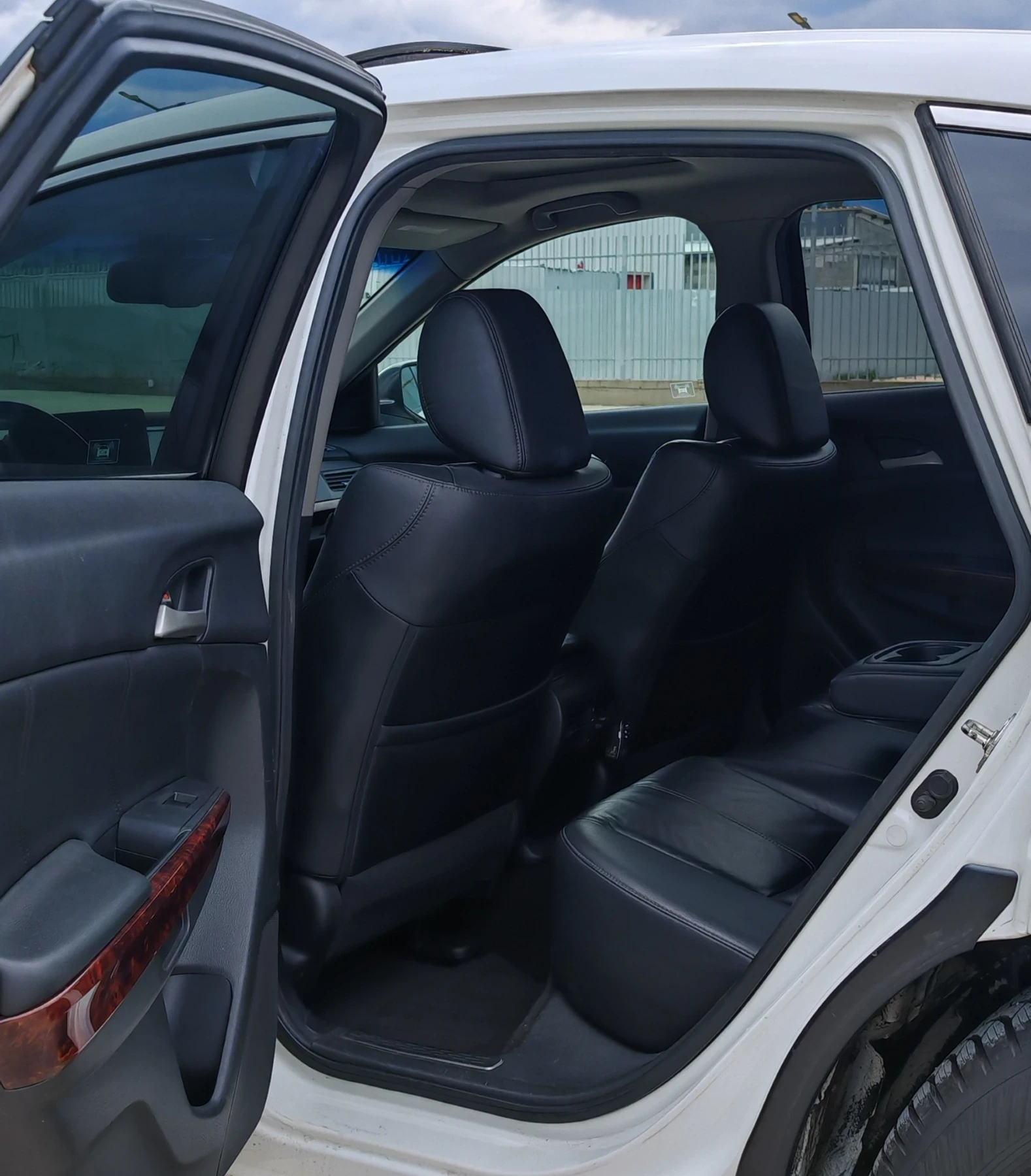 Honda Crosstour 3.5i-VTEC 4x4* Android* Navi* ACC* USB* ISOFIX* , снимка 14 - Автомобили и джипове - 54299109