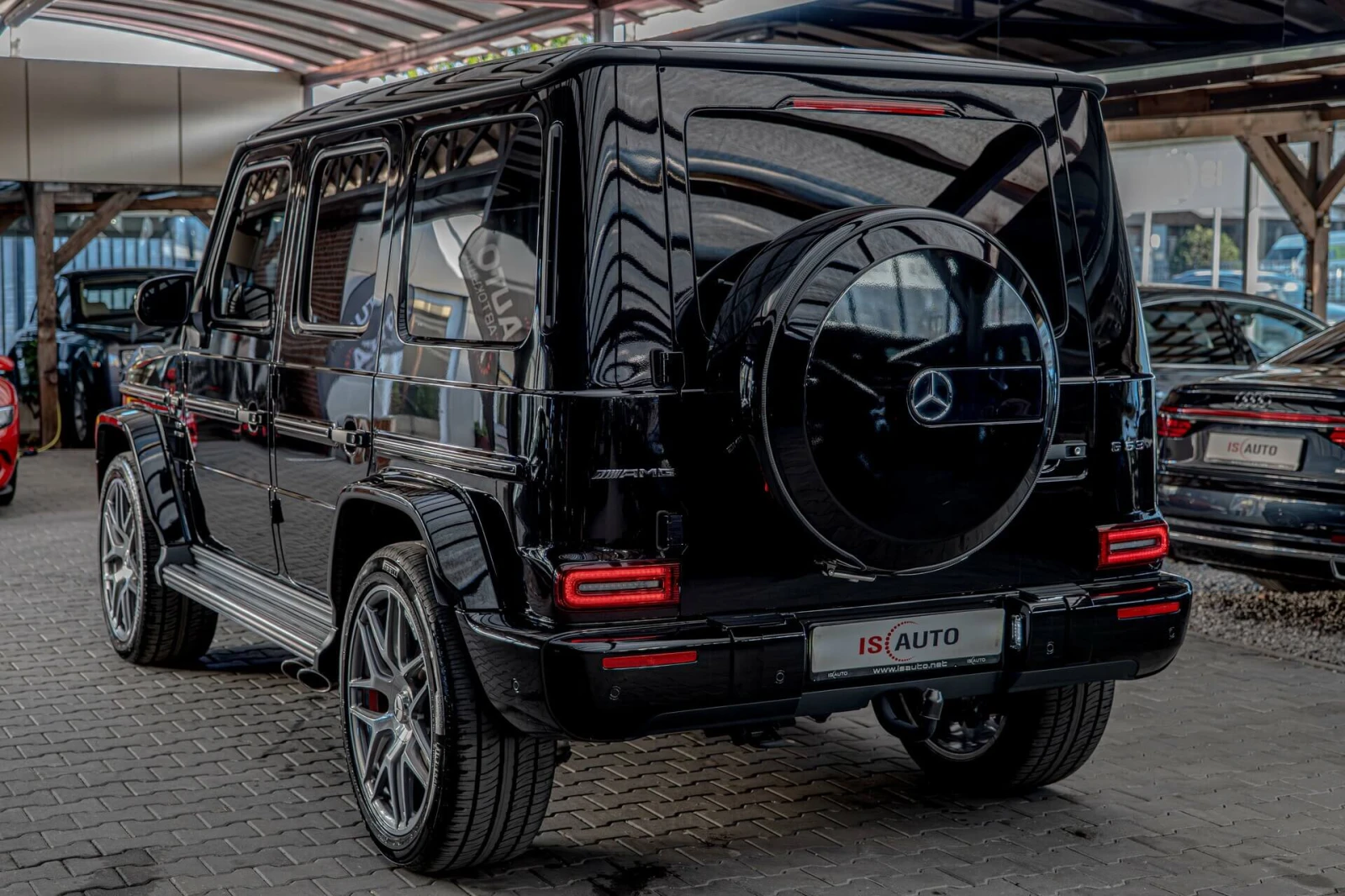 Mercedes-Benz G 63 AMG Exclusive/Burmester/IWC/Камера 360/Шибедах/Алканта, снимка 5 - Автомобили и джипове - 54445412