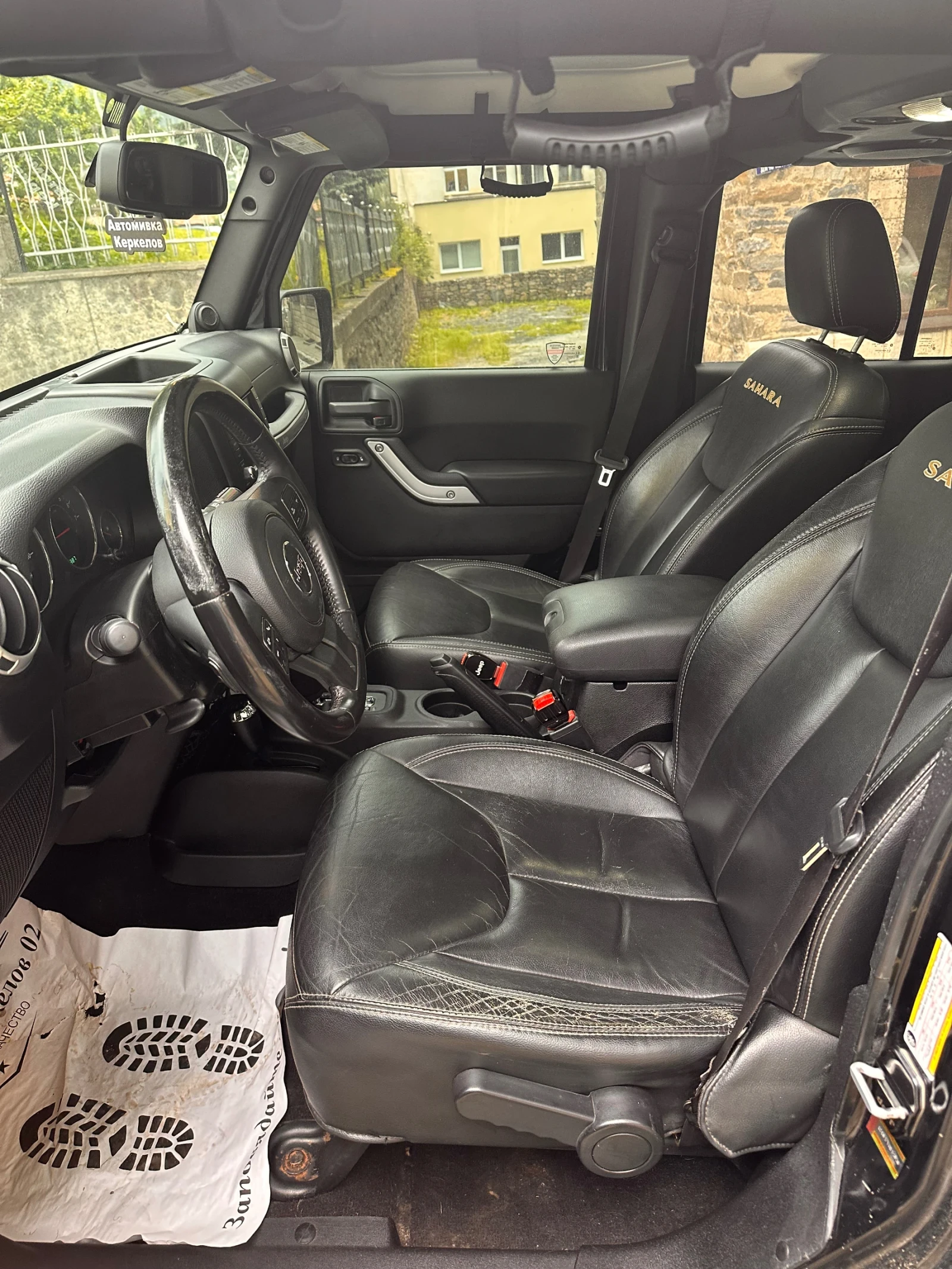 Jeep Wrangler SAHARA, снимка 5 - Автомобили и джипове - 54877734