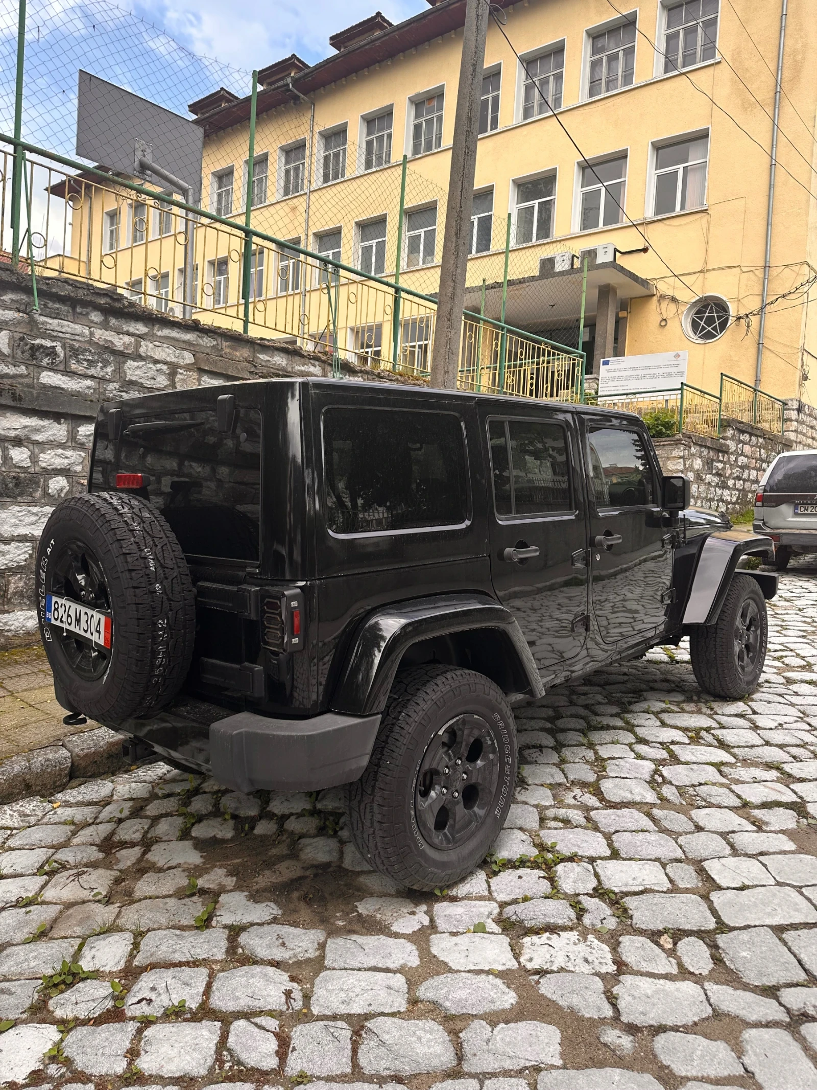 Jeep Wrangler SAHARA, снимка 3 - Автомобили и джипове - 54877734