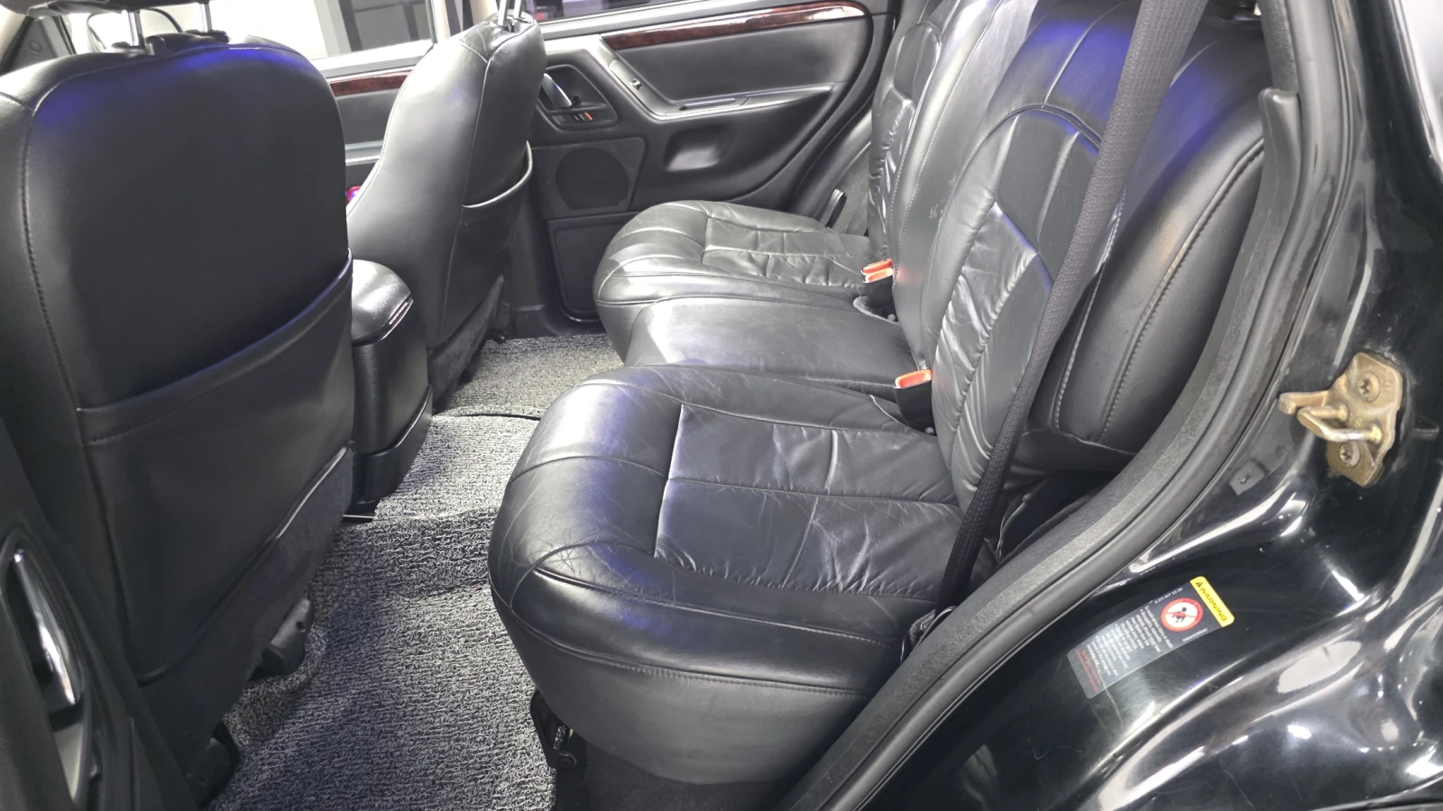 Jeep Cherokee 4.7* ЛЮК* КРАЙНА ЦЕНА, снимка 11 - Автомобили и джипове - 55496110