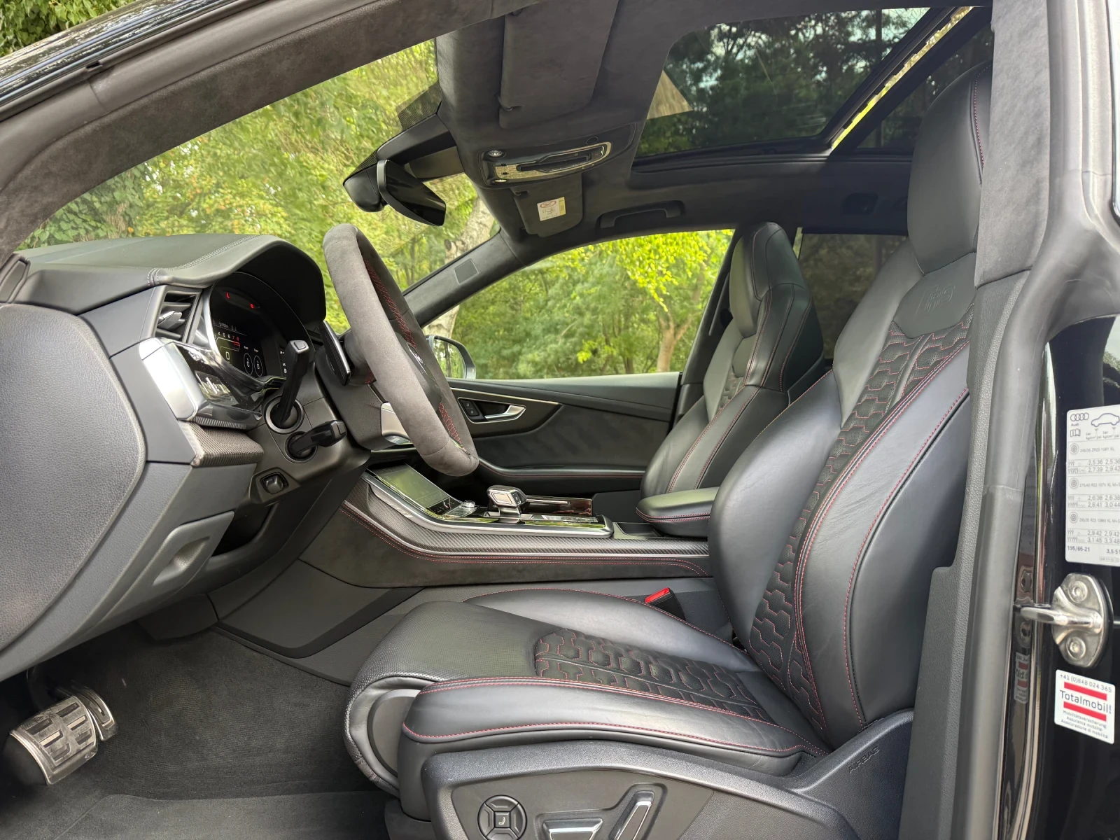 Audi RSQ8 4.0TFSI + ШВЕЙЦАРИЯ+ B&O MATRIX, снимка 8 - Автомобили и джипове - 56201742