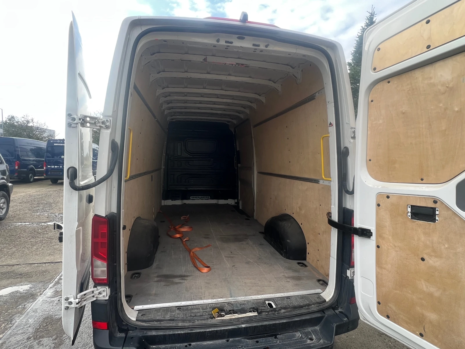 VW Crafter 2.0 TDI , EURO6 , NAVI , MAXI - изображение 6