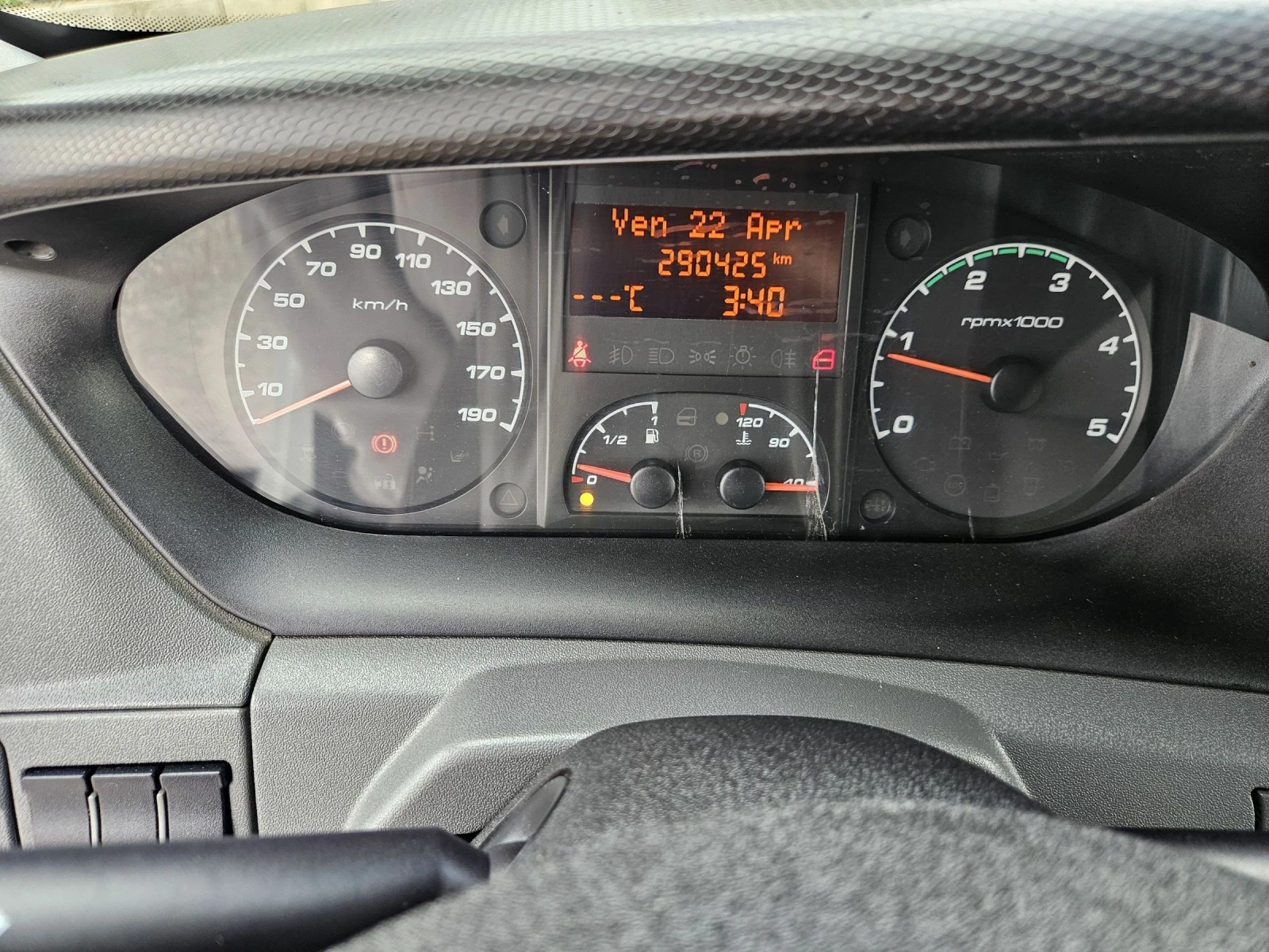 Iveco Daily  2.3 D, снимка 11 - Бусове и автобуси - 54416652