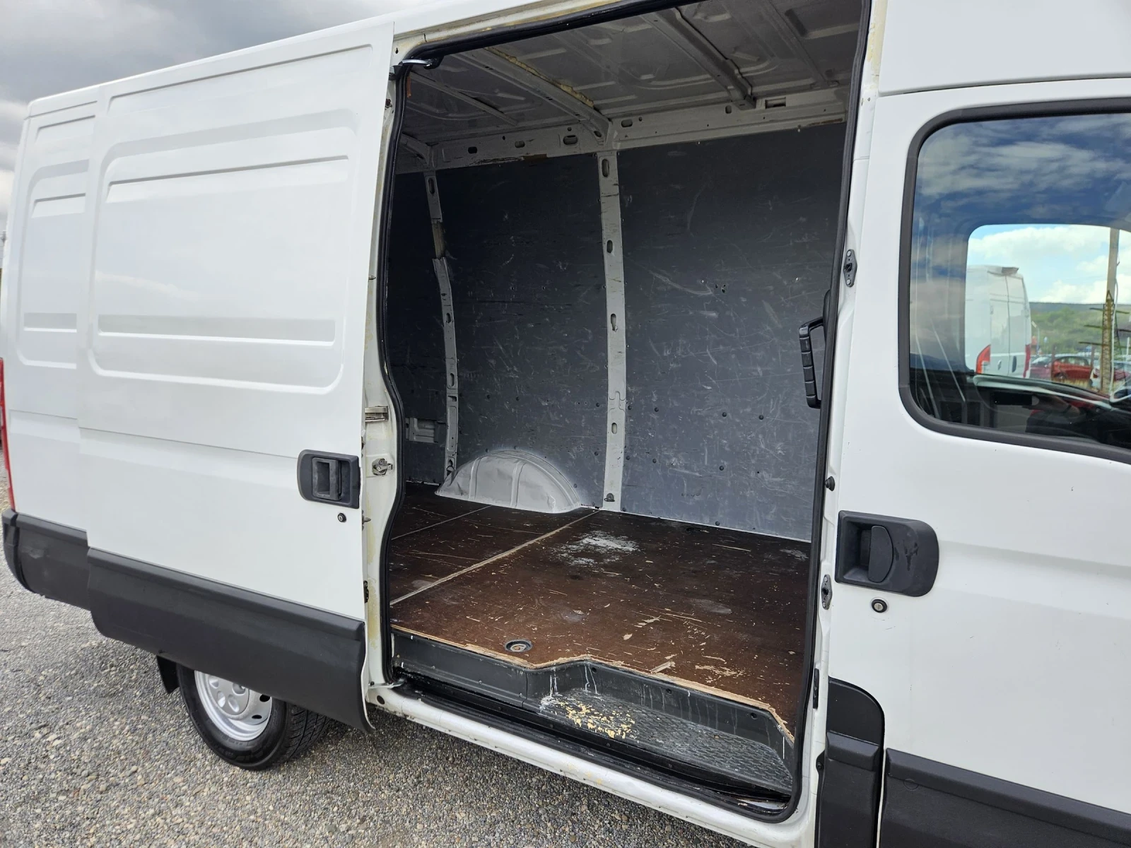 Iveco Daily  2.3 D, снимка 13 - Бусове и автобуси - 54416652