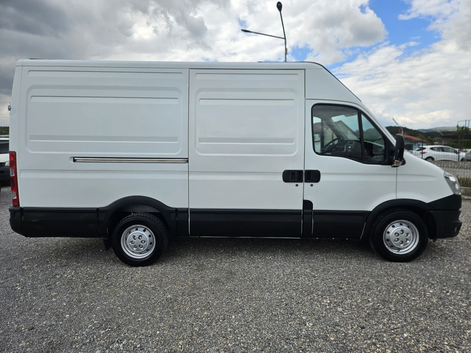 Iveco Daily  2.3 D, снимка 4 - Бусове и автобуси - 54416652