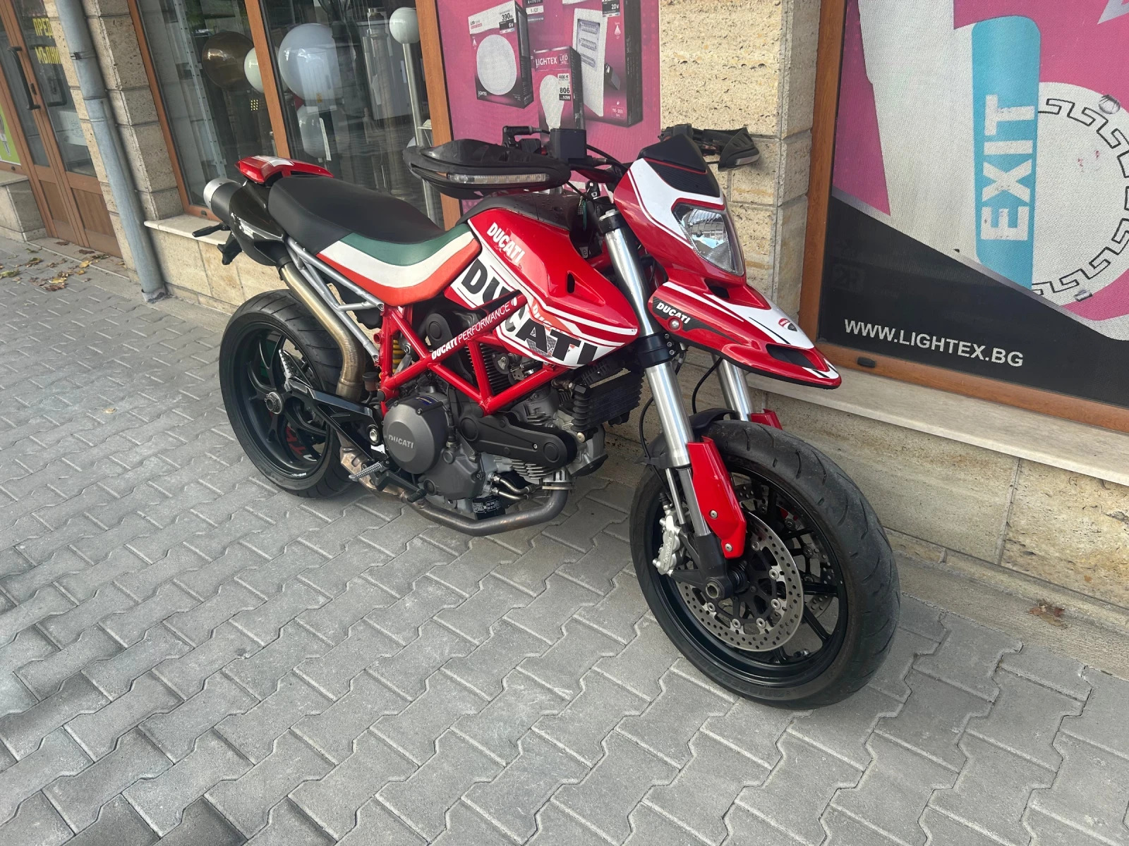 Ducati Hypermotard   - изображение 4