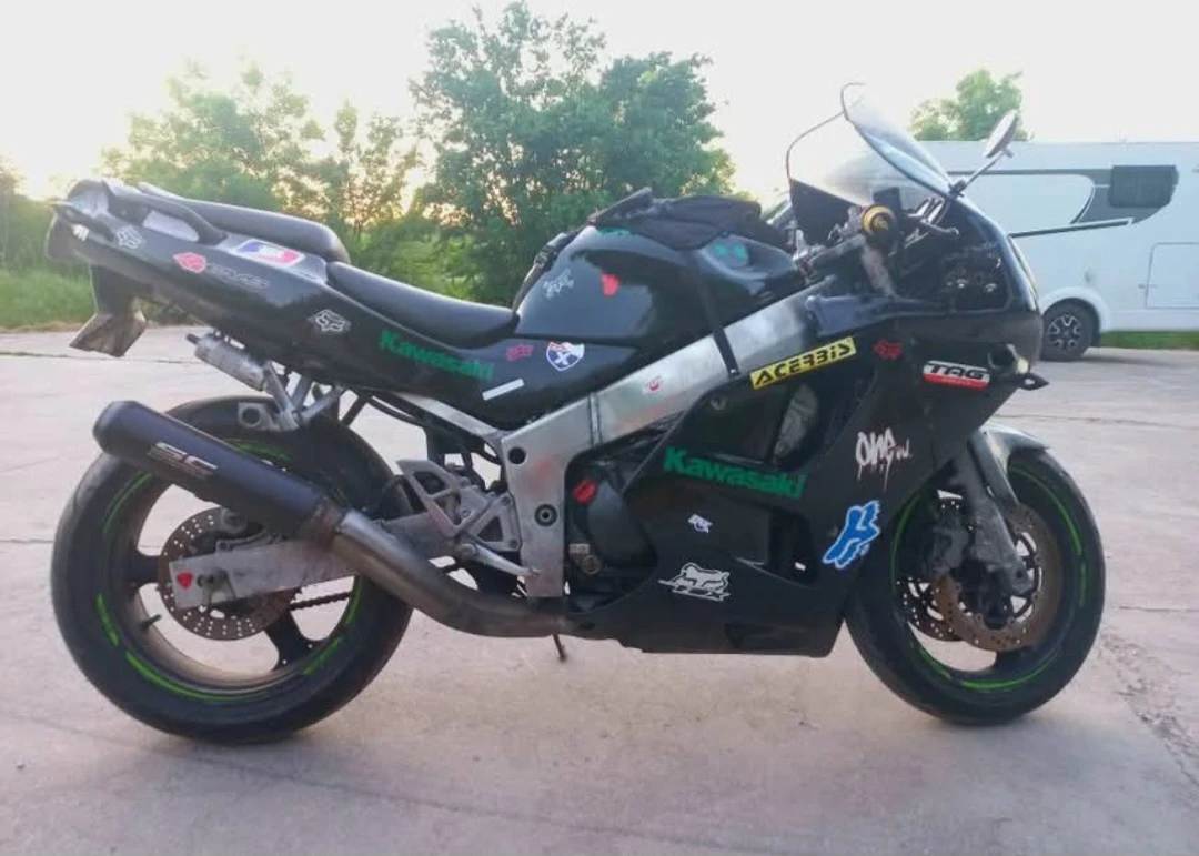 Kawasaki Ninja Zx600f , снимка 4 - Мотоциклети и мототехника - 54582121