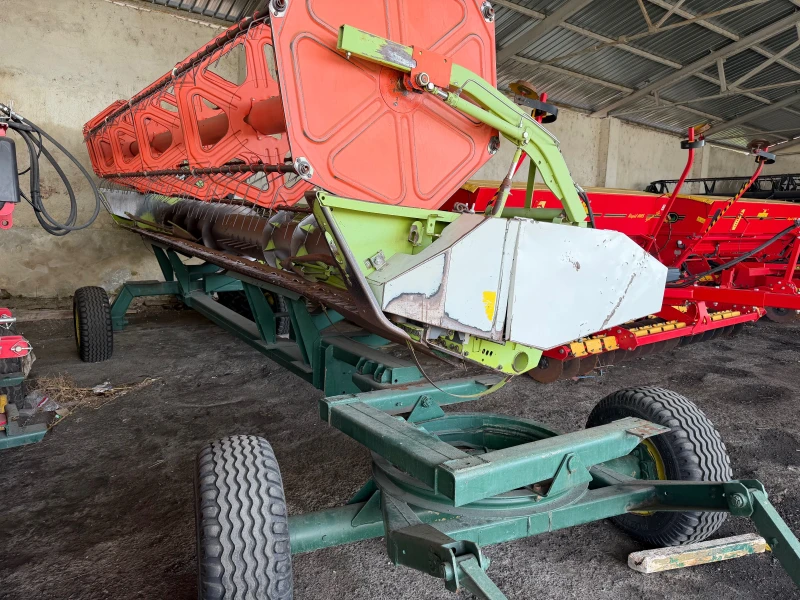 Комбайн Claas MEGA 360 DOMINATOR + 2 ХЕДЕРА И ТАВА ЗА РАПИЦА , снимка 16 - Селскостопанска техника - 52017555