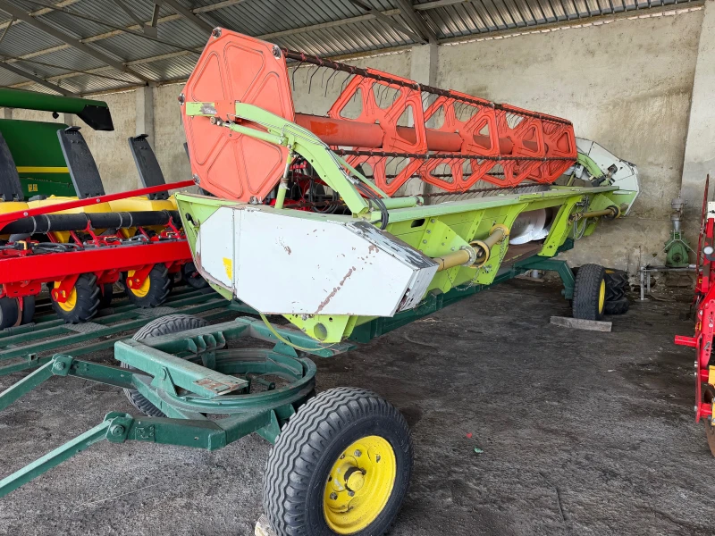 Комбайн Claas MEGA 360 DOMINATOR + 2 ХЕДЕРА И ТАВА ЗА РАПИЦА , снимка 15 - Селскостопанска техника - 52017555