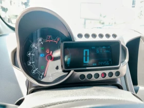 Chevrolet Aveo 1.6 бензин, снимка 9