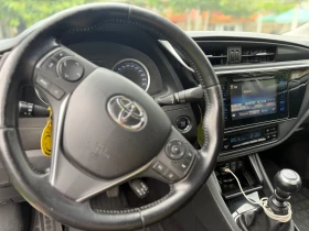 Toyota Corolla 1.6 Facelift / Газ / FULL екстри!, снимка 7