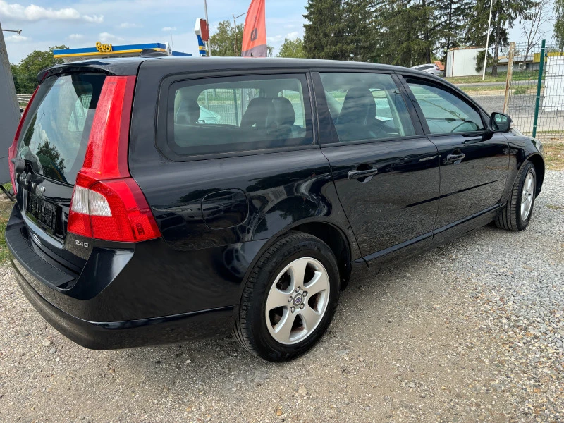 Volvo V70 2008+ 2.4+ АВТОМАТ+ ФЕЙС+ КОЖА+ Н. ГУМИ+ КАТО НОВА, снимка 4 - Автомобили и джипове - 46806841