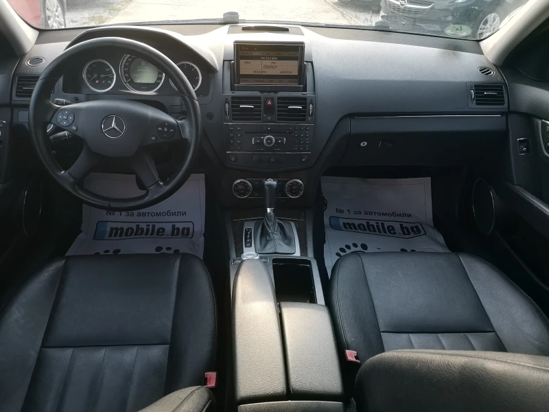 Mercedes-Benz C 320, снимка 12 - Автомобили и джипове - 46920986