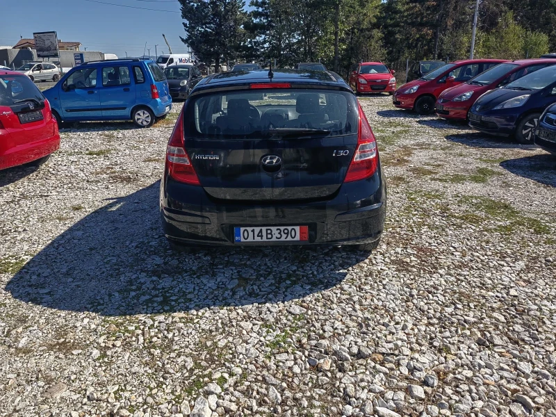 Hyundai I30 1.4/Gaz-brc/novi gumi, снимка 4 - Автомобили и джипове - 48315580