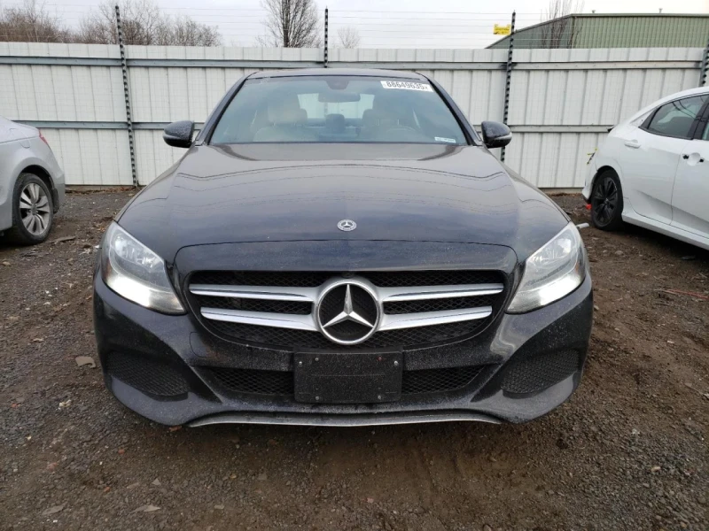 Mercedes-Benz C 300, снимка 2 - Автомобили и джипове - 48748421