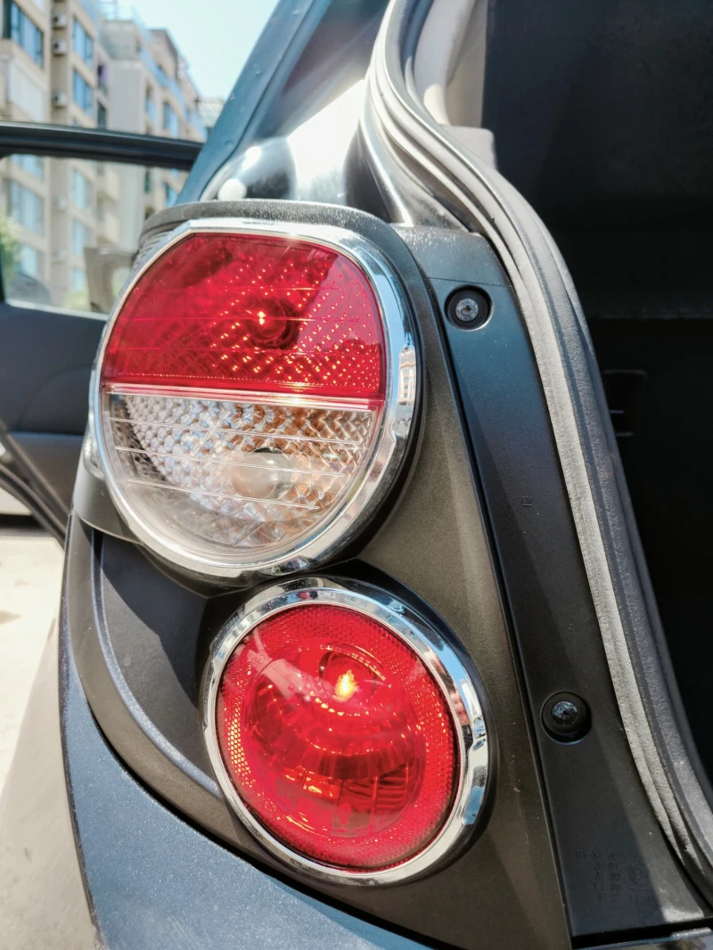 Chevrolet Aveo 1.6 бензин, снимка 12 - Автомобили и джипове - 52555331