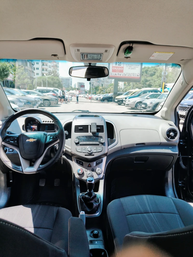 Chevrolet Aveo 1.6 бензин, снимка 6 - Автомобили и джипове - 52555331