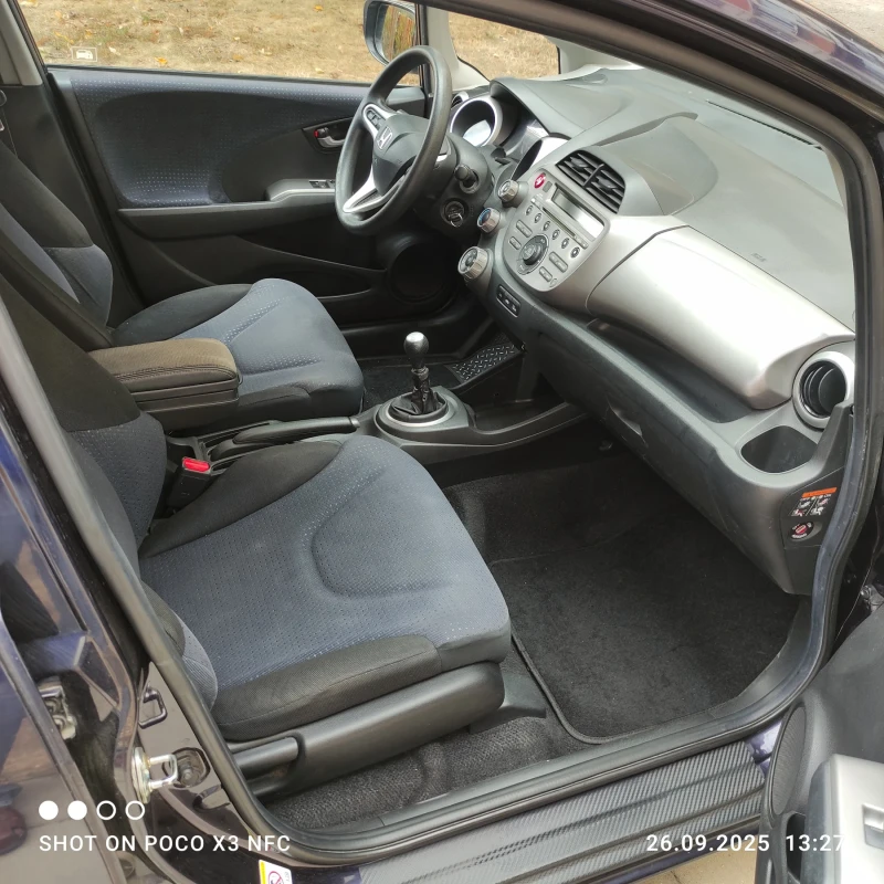 Honda Jazz 1.2 i-vitec, снимка 7 - Автомобили и джипове - 51864057