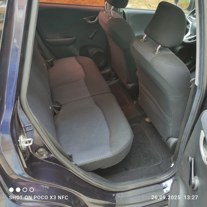 Honda Jazz 1.2 i-vitec, снимка 9 - Автомобили и джипове - 51864057