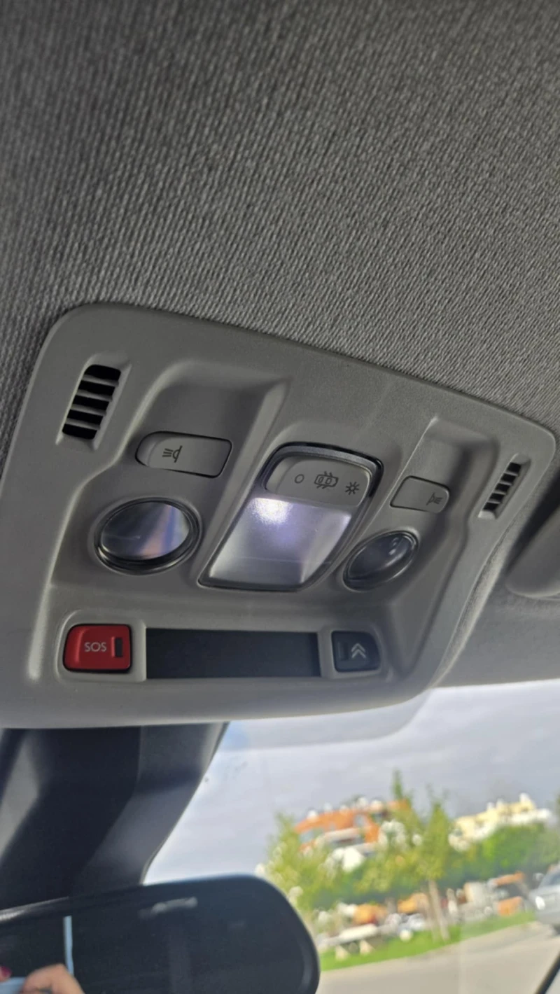 Citroen C3, снимка 6 - Автомобили и джипове - 52407812