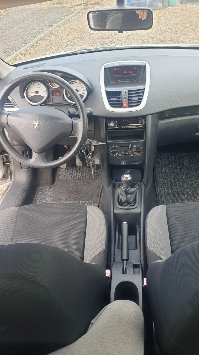 Peugeot 207 1.4, снимка 7 - Автомобили и джипове - 52394932