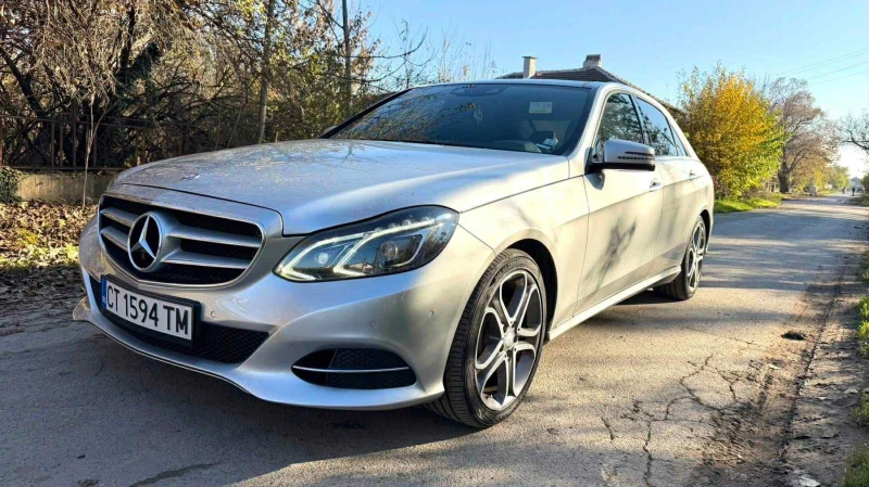Mercedes-Benz E 250 4MATIC , снимка 6 - Автомобили и джипове - 52447246