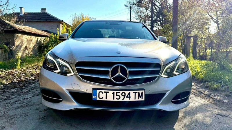 Mercedes-Benz E 250 4MATIC , снимка 3 - Автомобили и джипове - 52447246