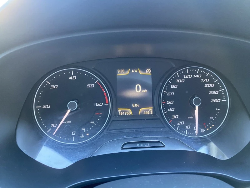 Seat Leon, снимка 13 - Автомобили и джипове - 52980143