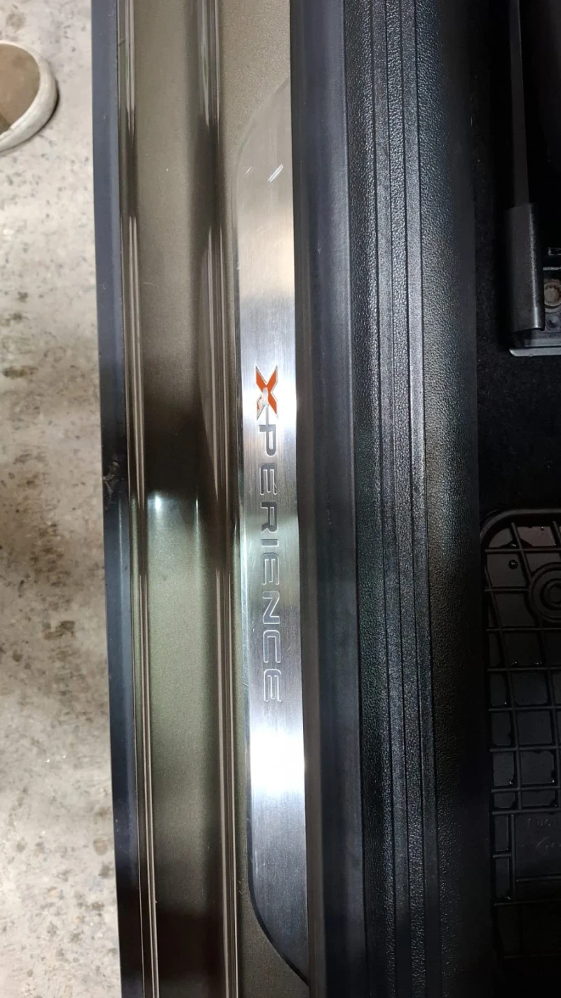 Seat Leon, снимка 14 - Автомобили и джипове - 52980143