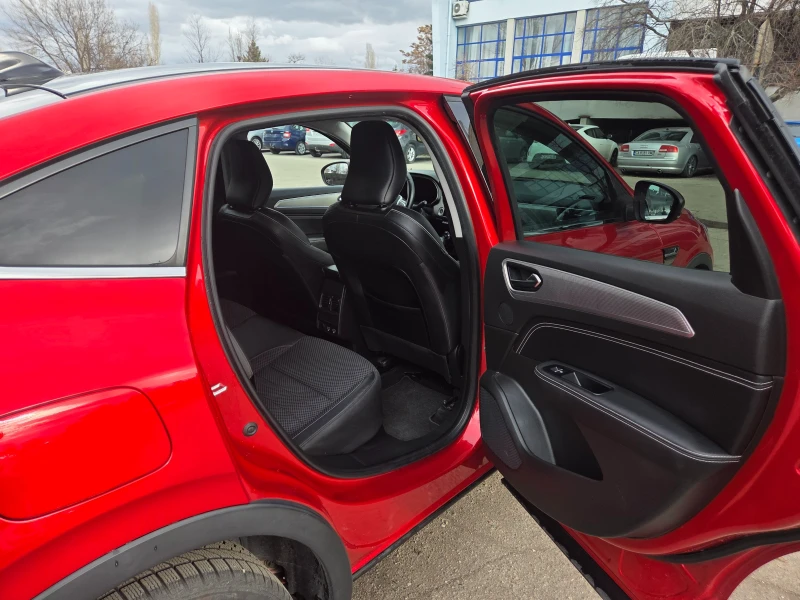 Renault Arkana 1.3 TCe Techno Mild Hybrid, снимка 8 - Автомобили и джипове - 53007820