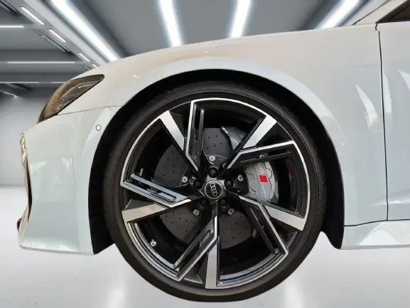 Audi Rs6 Avant Perf Quattro = Black Optic Plus= Гаранция, снимка 5 - Автомобили и джипове - 53971497