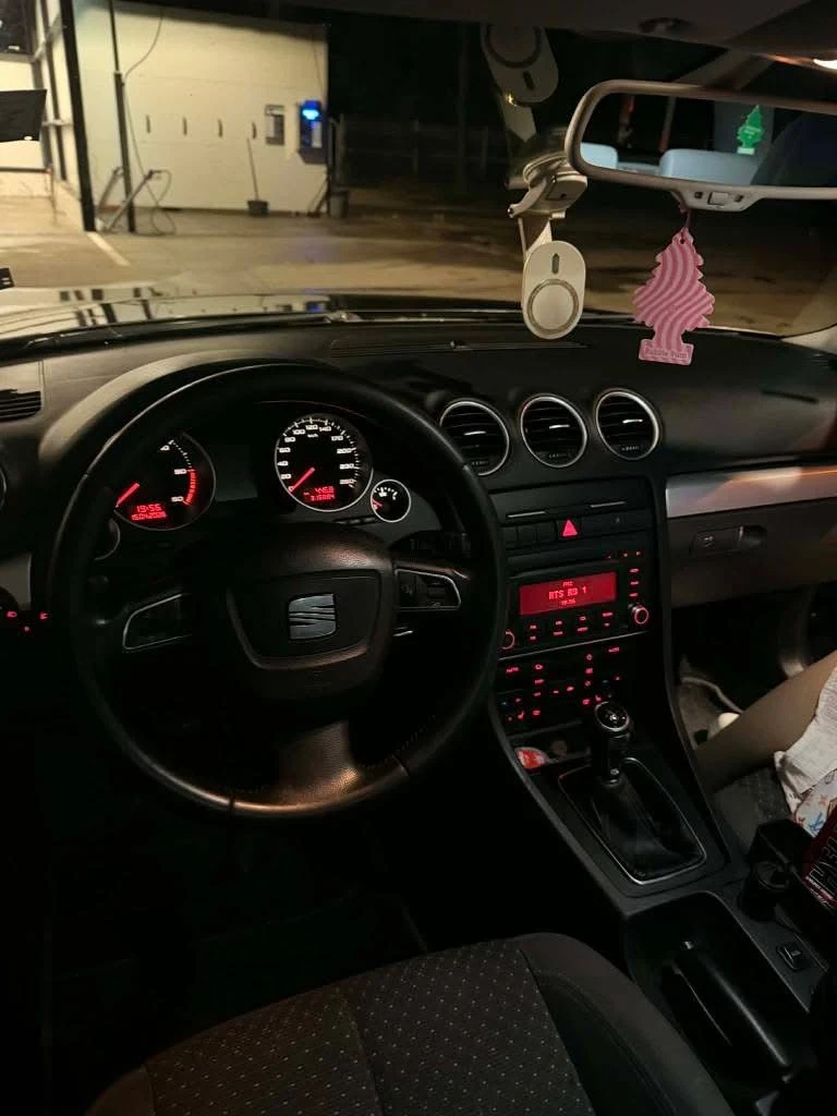 Seat Exeo, снимка 8 - Автомобили и джипове - 54212520