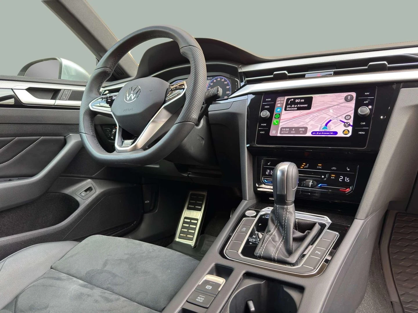 VW Arteon R-Line 2.0 TSI OPF DSG - изображение 6