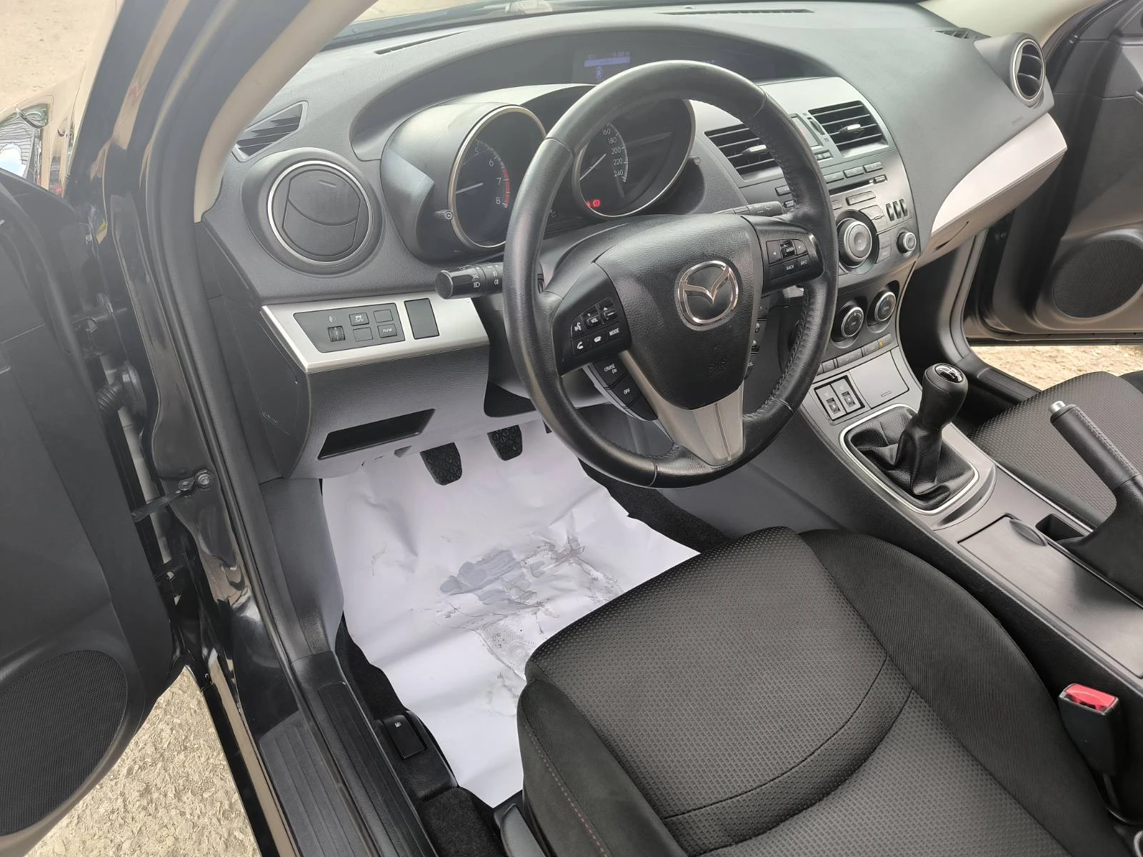 Mazda 3 1.6I Face 65443km - изображение 6