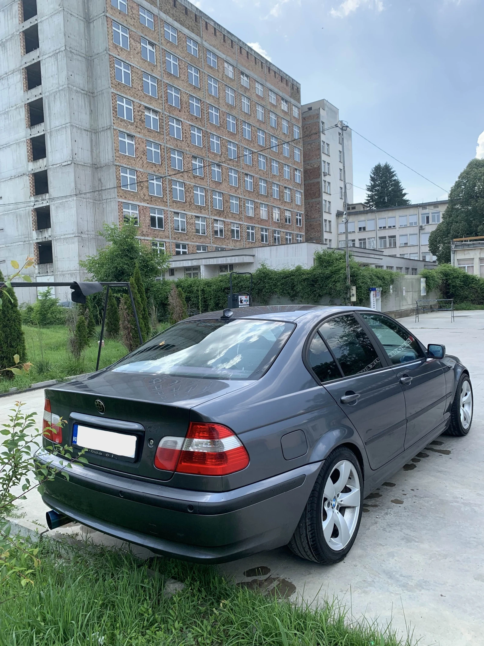 BMW 318 Facelift - изображение 7