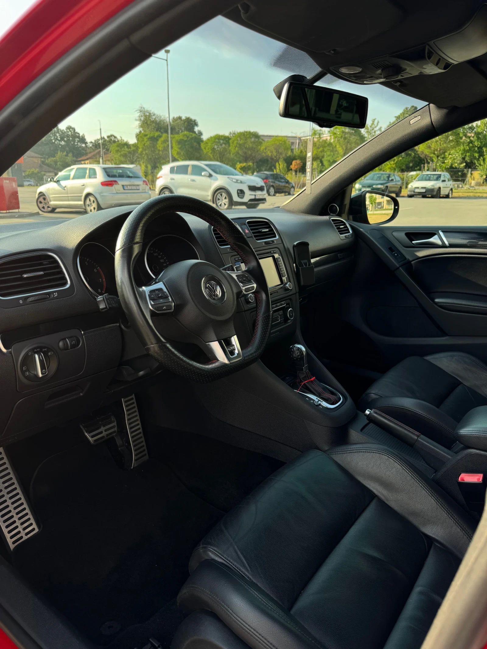 VW Golf GTI 35 EDITION - изображение 9