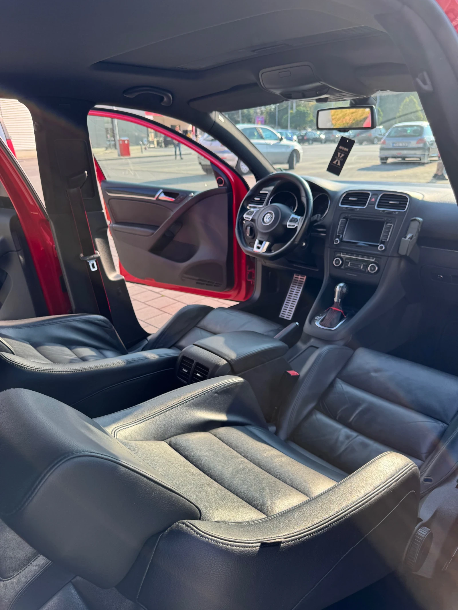 VW Golf GTI 35 EDITION - изображение 10