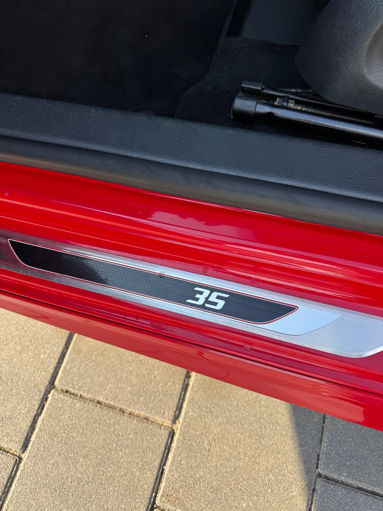VW Golf GTI 35 EDITION - изображение 8