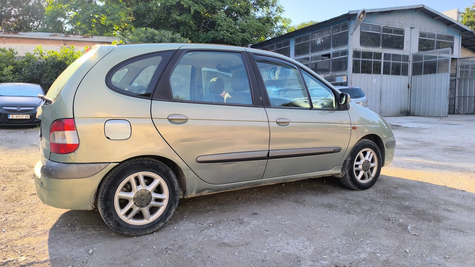 Renault Scenic  - изображение 4