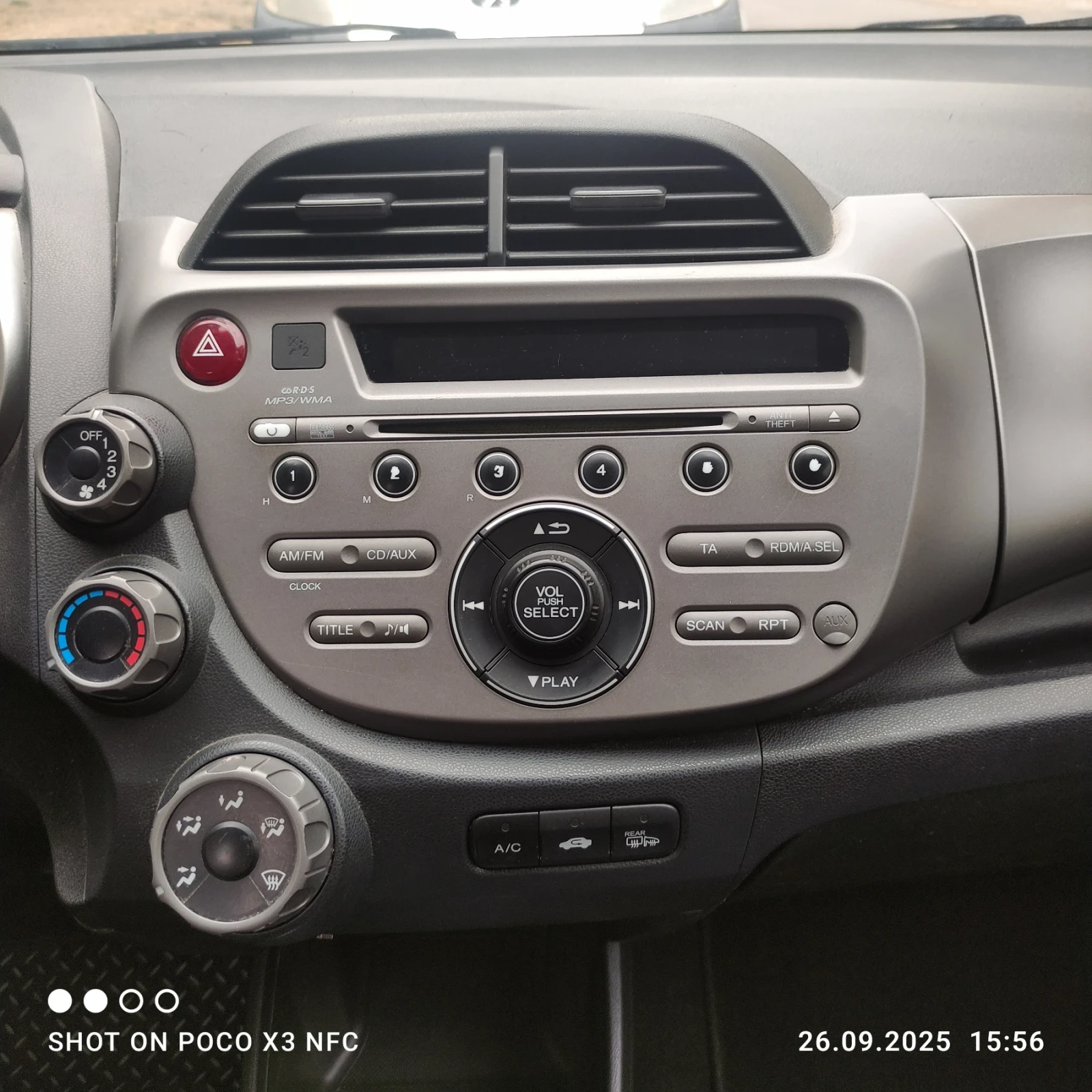Honda Jazz 1.2 i-vitec | Mobile.bg — изображение 11