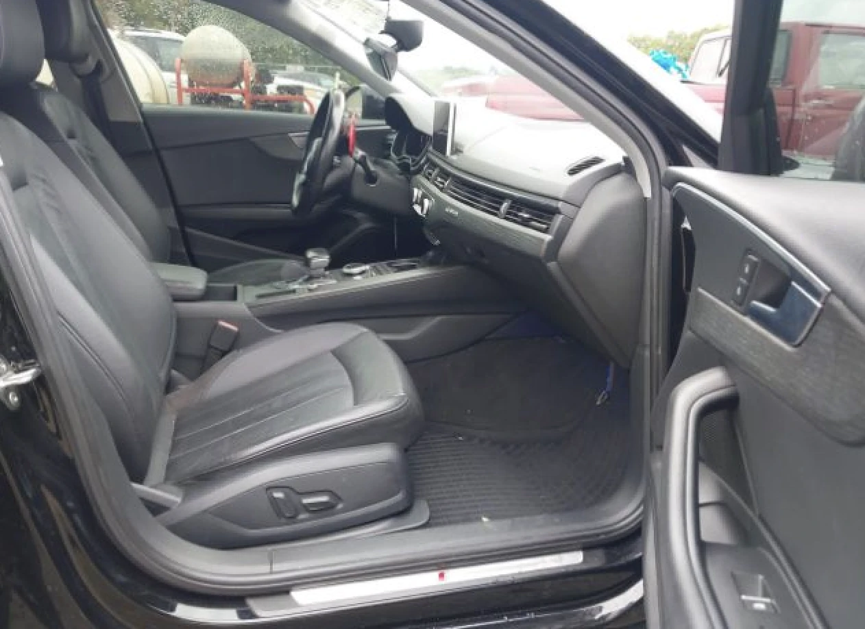 Audi A4 S-line, Premium selection, BOSE* , клип двигател - изображение 9