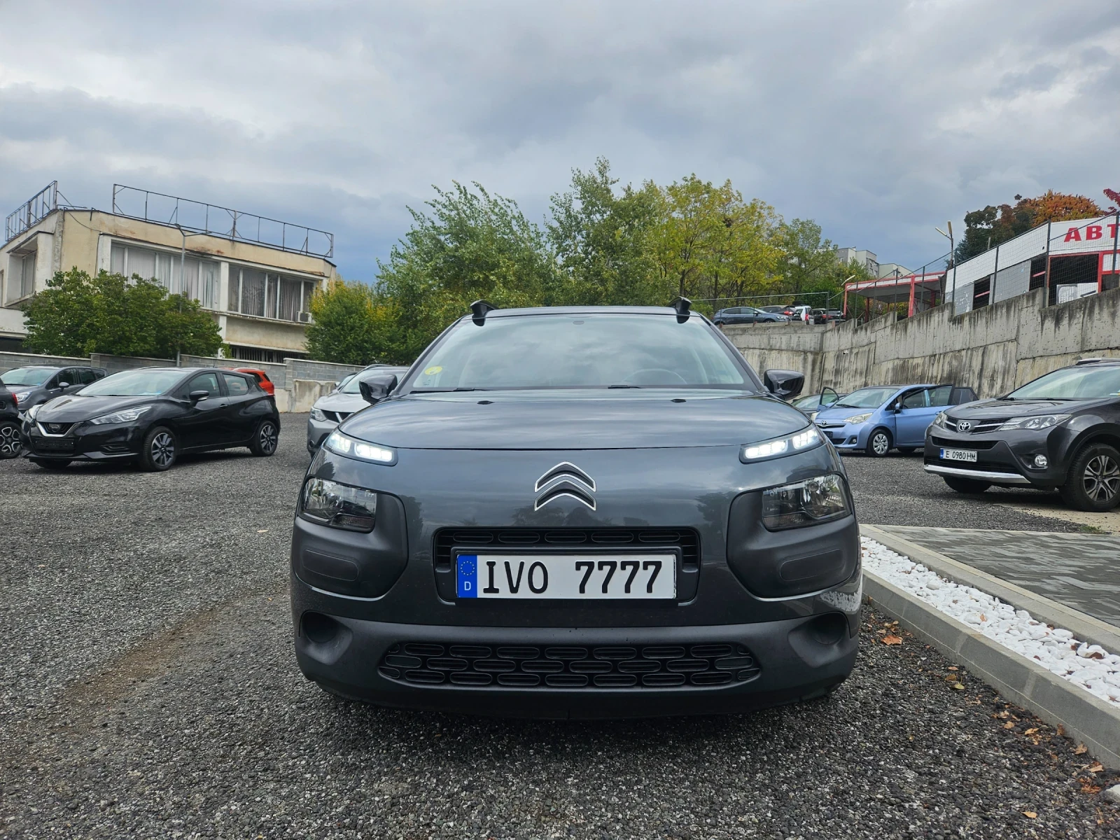 Citroen C4 Cactus 1.6HDI - изображение 7