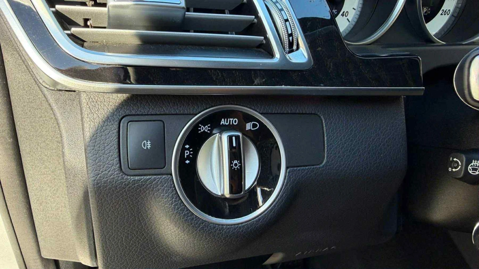 Mercedes-Benz E 250 4MATIC  | Mobile.bg   12