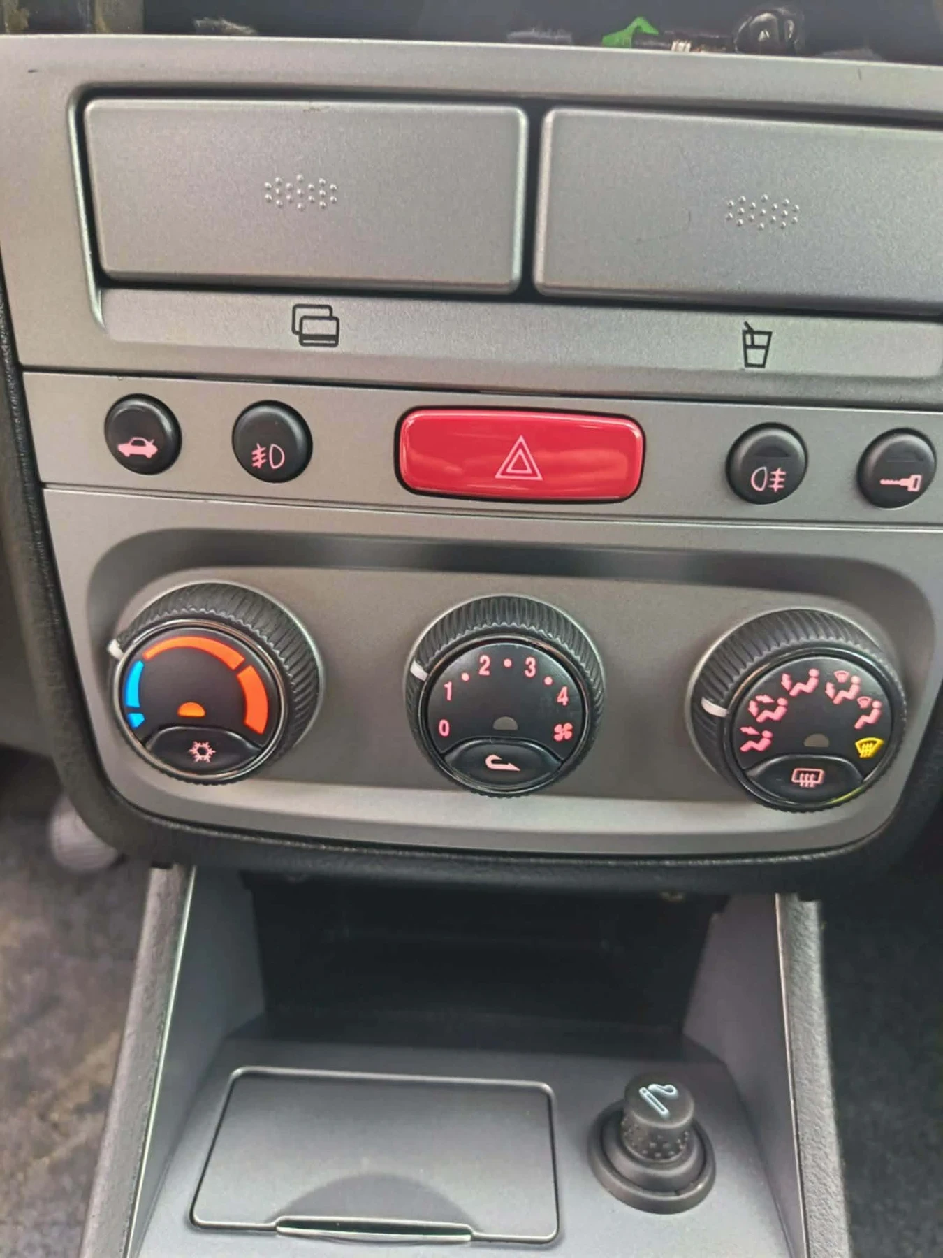 Alfa Romeo 147  - изображение 7