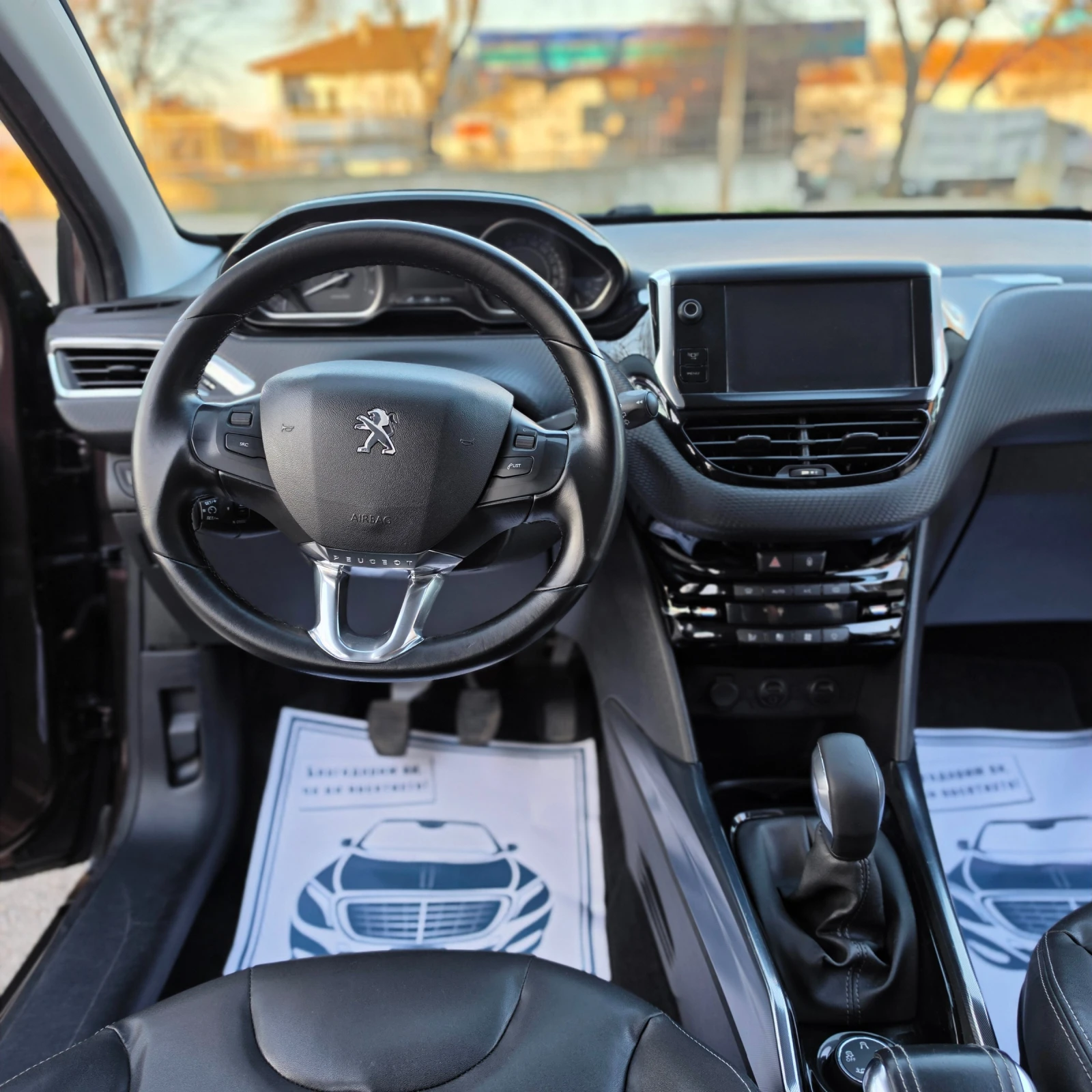 Peugeot 2008 1.6HDI, снимка 4 - Автомобили и джипове - 53775640