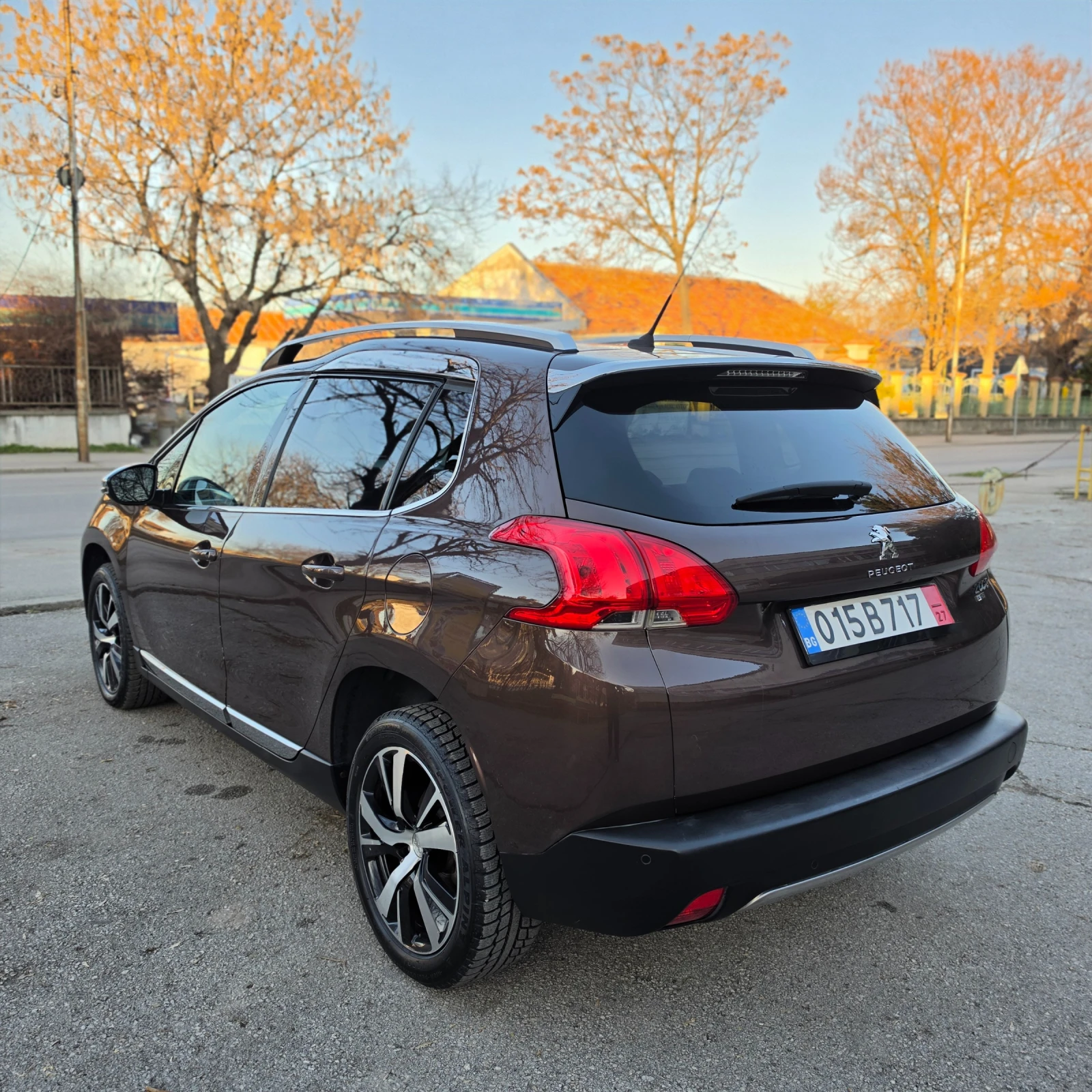 Peugeot 2008 1.6HDI, снимка 7 - Автомобили и джипове - 53775640